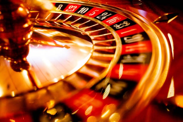 Mobile screen showing my togel live blackjack betting interface and dealer
